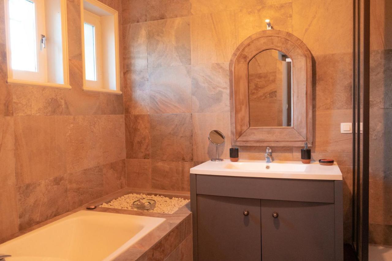 Villa Des Gones Dommartin  ภายนอก รูปภาพ
